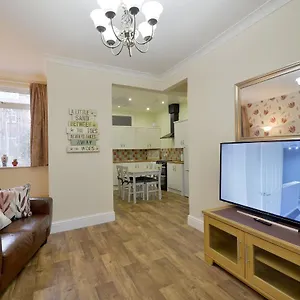 https://brightwater-ground-floor-apartment.yorkshirehotels.net